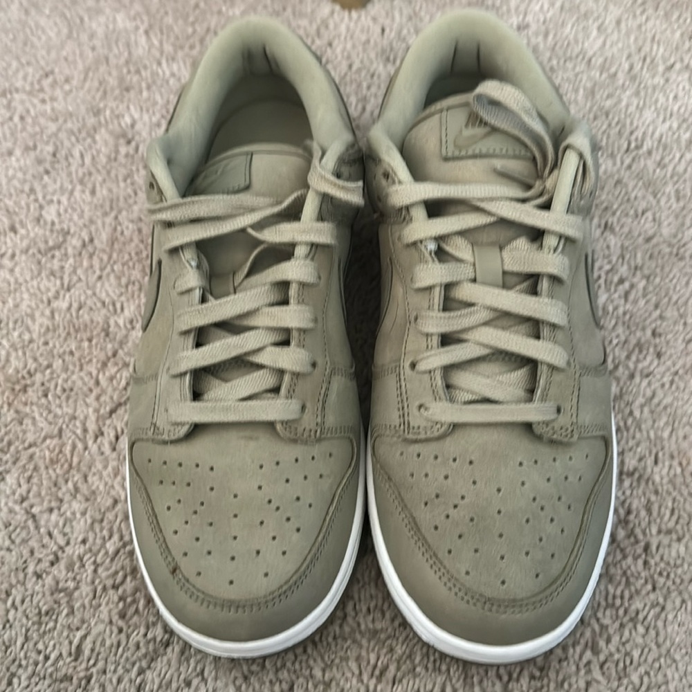 Never worn